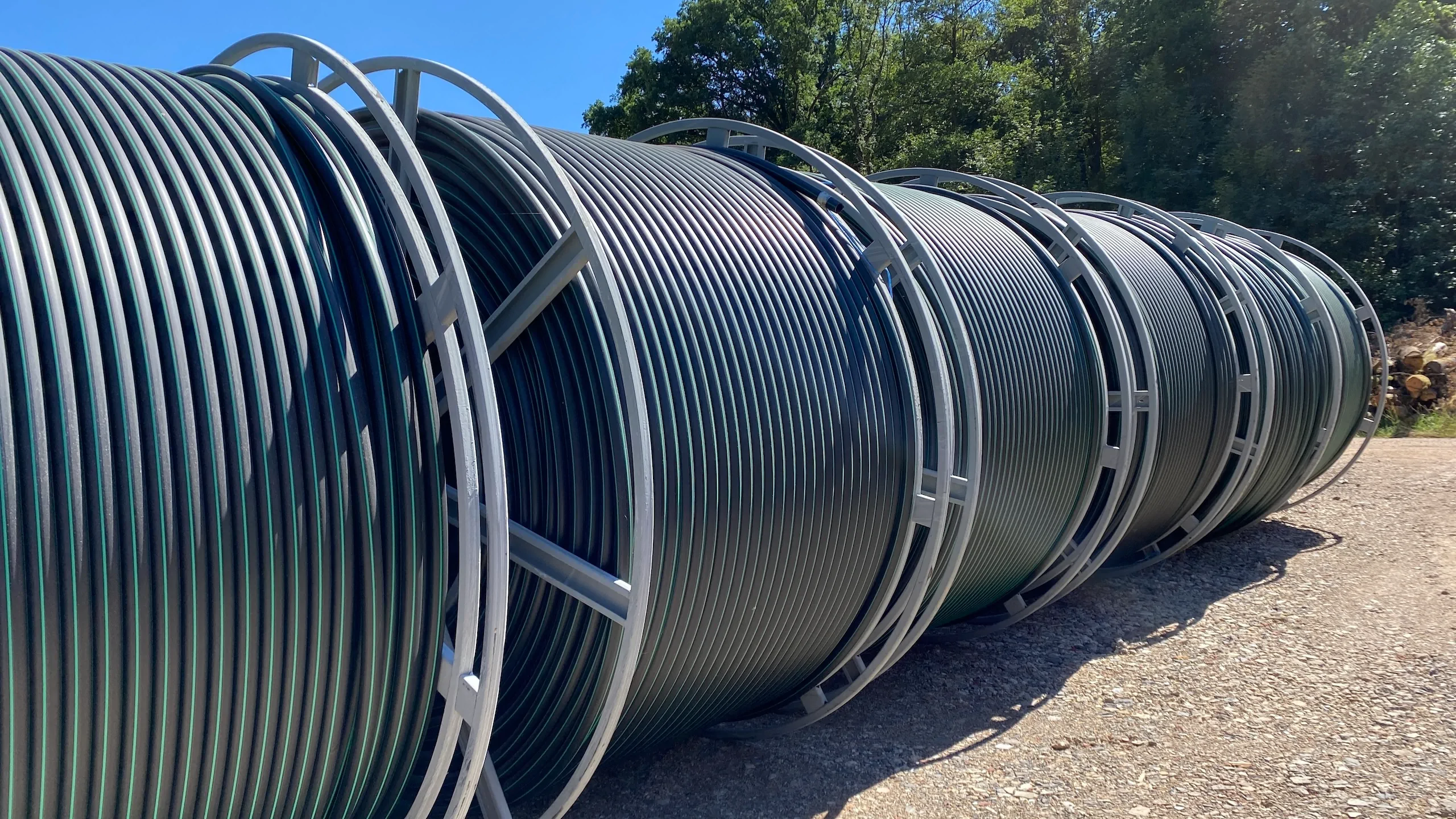 Kabelschutzrohre x2560px