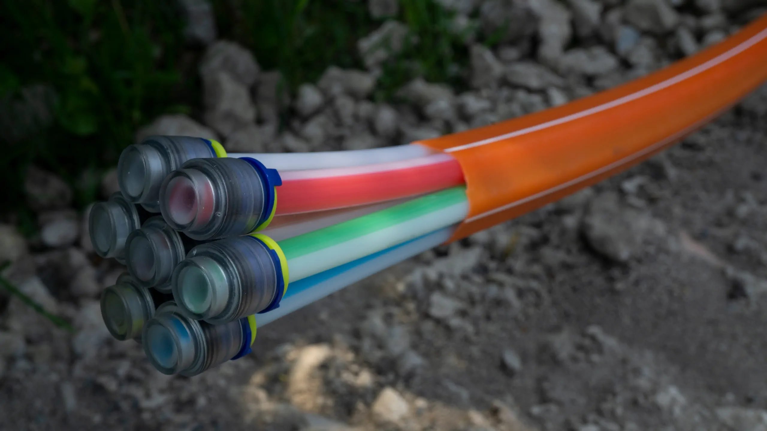 Mikrokabelbündel x2560px